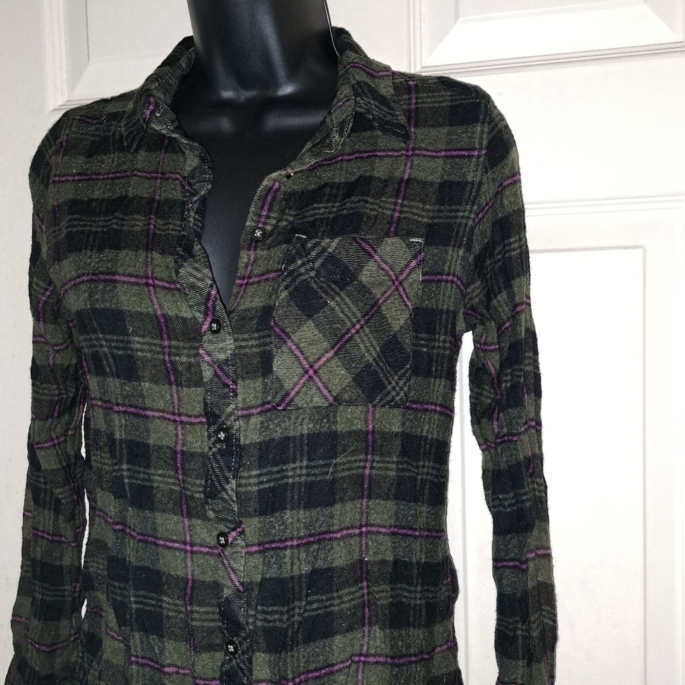 Arizona Jeans buttondown size medium5/$25